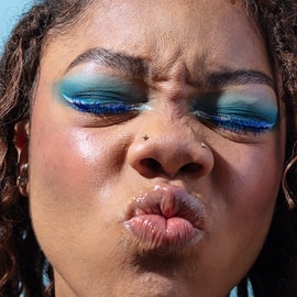 How to Finesse Your Festival Makeup Looks image